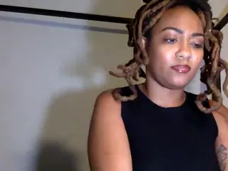 The Iconic One's Live Sex Cam Show