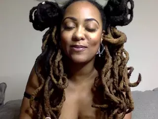 The Iconic One's Live Sex Cam Show
