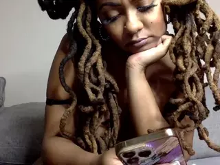 The Iconic One's Live Sex Cam Show