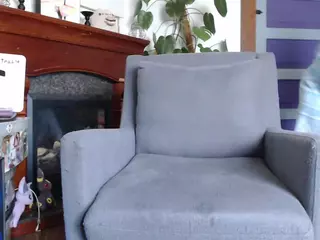 TinyToni's Live Sex Cam Show
