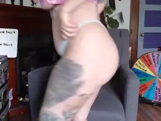 TinyToni's Live Sex Cam Show