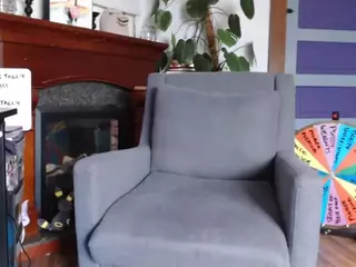 TinyToni's Live Sex Cam Show