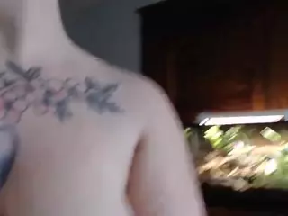 TinyToni's Live Sex Cam Show
