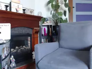 TinyToni's Live Sex Cam Show
