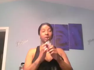 PleasingReign's Live Sex Cam Show