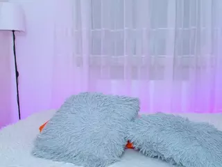 Lisa-Tease's Live Sex Cam Show