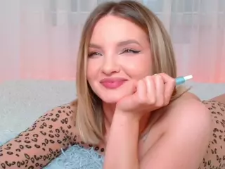 Lisa-Tease's Live Sex Cam Show