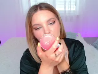 Lisa-Tease's Live Sex Cam Show
