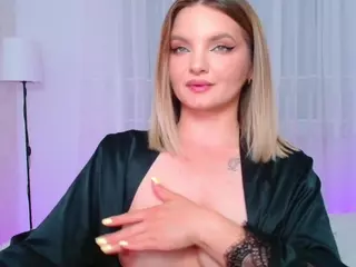 Lisa-Tease's Live Sex Cam Show