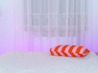 Lisa-Tease's Live Sex Cam Show
