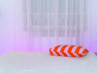 Lisa-Tease's Live Sex Cam Show