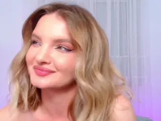 Lisa-Tease's Live Sex Cam Show