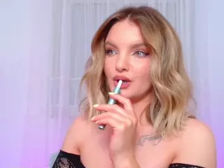 Lisa-Tease's Live Sex Cam Show