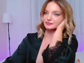 Lisa-Tease's Live Sex Cam Show