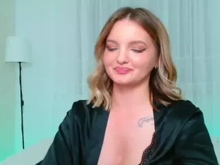 Lisa-Tease's Live Sex Cam Show
