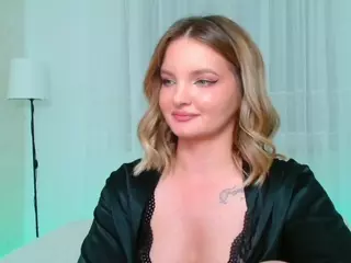 Lisa-Tease's Live Sex Cam Show