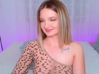 Lisa-Tease's Live Sex Cam Show