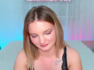 Lisa-Tease's Live Sex Cam Show