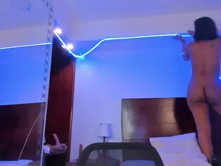 Isabel Lopez's Live Sex Cam Show