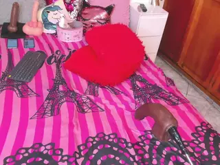 LARAFOXX's Live Sex Cam Show