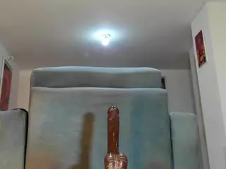 alexislondon's Live Sex Cam Show
