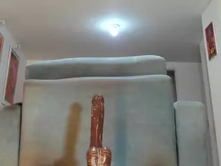 alexislondon's Live Sex Cam Show