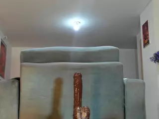 alexislondon's Live Sex Cam Show