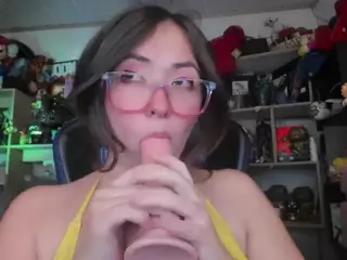 kristen_latin's Live Sex Cam Show