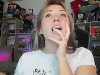 kristen_latin's Live Sex Cam Show