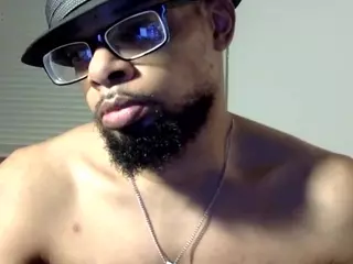 WhiskeyWood DuhGOD's Live Sex Cam Show