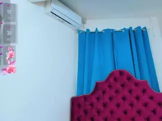 ninadee's Live Sex Cam Show