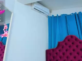 ninadee's Live Sex Cam Show