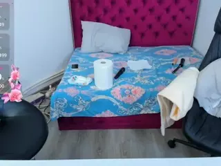ninadee's Live Sex Cam Show