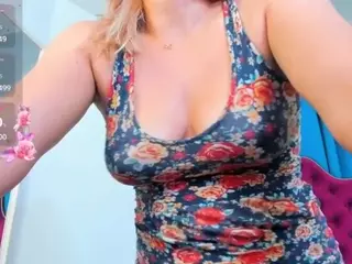 ninadee's Live Sex Cam Show