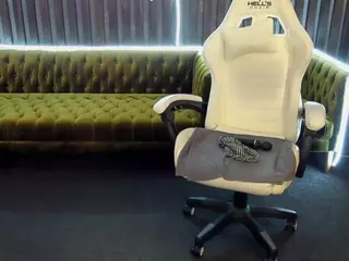 dafnimon's Live Sex Cam Show