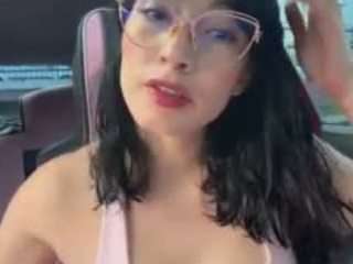 SaritaNice's Live Sex Cam Show
