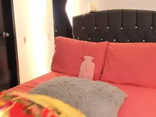 Amelie's Live Sex Cam Show