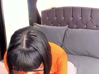 Amelie's Live Sex Cam Show