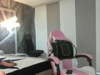 Mia wilddoll's Live Sex Cam Show