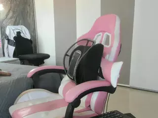 Mia wilddoll's Live Sex Cam Show