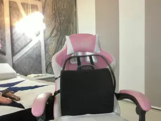 Mia wilddoll's Live Sex Cam Show