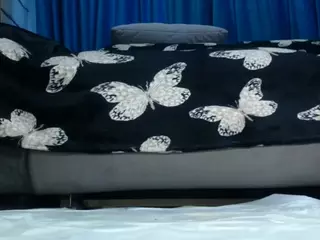 squirtyshow's Live Sex Cam Show