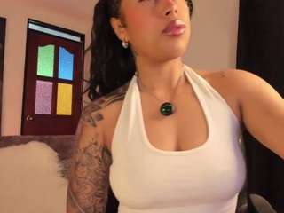Live cam show with SarahInk