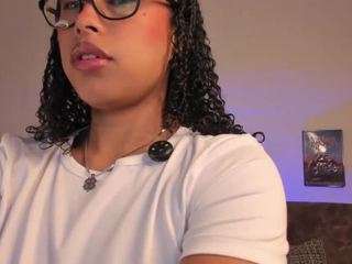 Live cam show with SarahInk