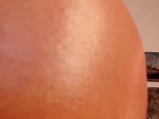 Live cam show with SarahInk