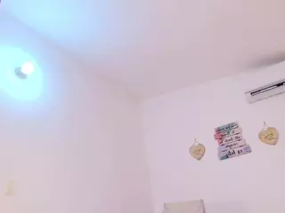 karoldiazz's Live Sex Cam Show