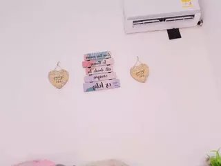 karoldiazz's Live Sex Cam Show