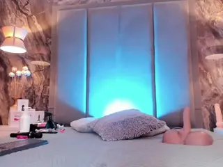 isabelredrose's Live Sex Cam Show