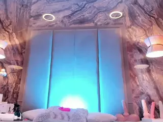 isabelredrose's Live Sex Cam Show