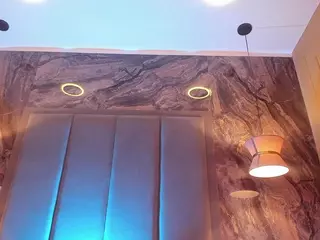 isabelredrose's Live Sex Cam Show